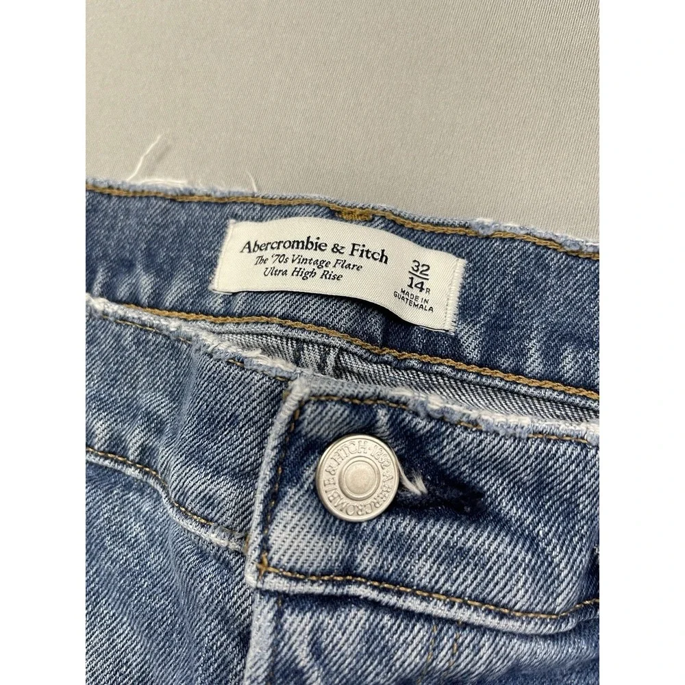Abercrombie‎ & Fitch The 70s Vintage Flare Ultra High Rise Blue Jeans 32 14R